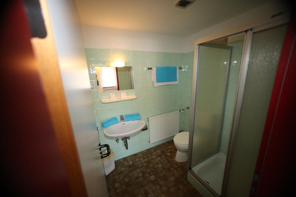 Hotel Bechtel Burbach  Room photo